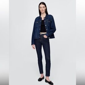 Gap true skinny dark wash jeans